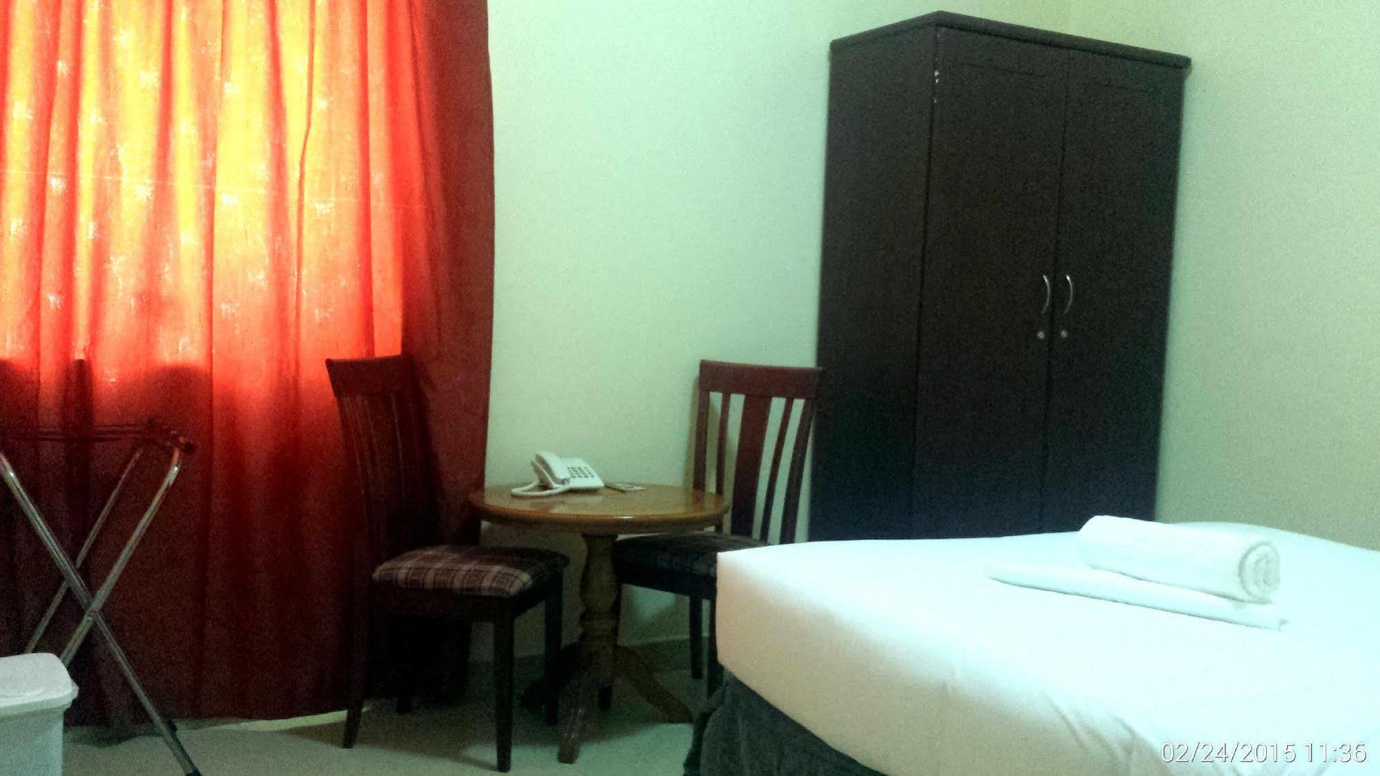 Al Reem Hotel Apartments Sharjah Eksteriør bilde